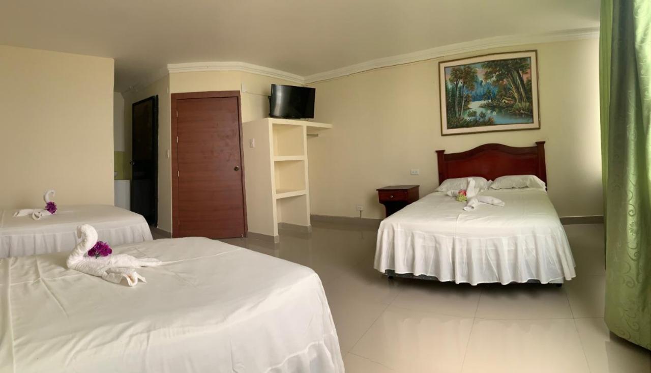 Hotel Rosmarg Atacames Luaran gambar